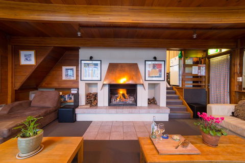Aneeki Ski Lodge - Accommodation ACT 0