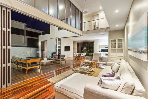 Angourie Beach House @ Corporate Boardies - Accommodation ACT 1