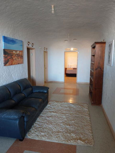 ANTE STREET DUGOUT - Accommodation ACT 2