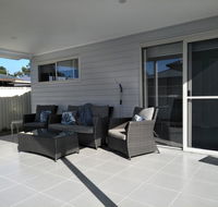 Ashley's retreat Short walk to beach - Accommodation ACT