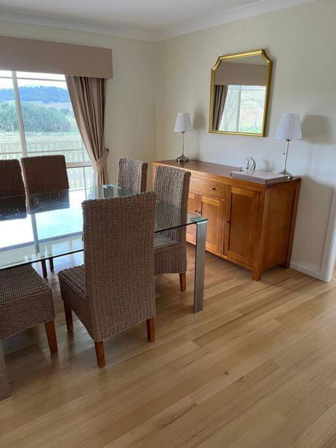 Luxury Country Guesthouse On Large Cattle Station - Accommodation ACT 2