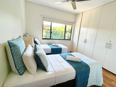 Luxury Waterfront Apartment (2 Bedrooms) - Accommodation ACT 2