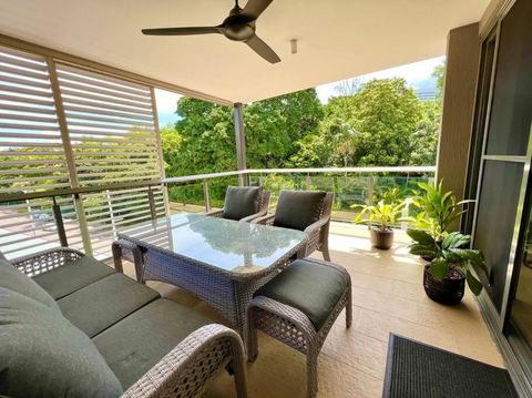 Luxury Waterfront Apartment (2 Bedrooms) - Accommodation ACT 0