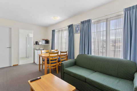 Martin Cash Motel - Accommodation ACT 1