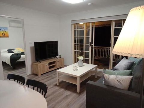 Modern 2BR Apartment With Parking - Accommodation ACT 1