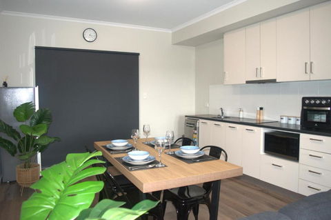 Modern Apartment In Roxby Downs - Accommodation ACT 3