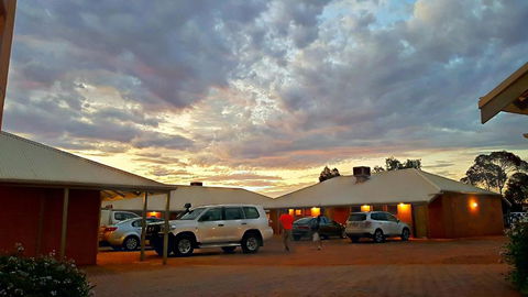 Mud Hut Motel - Accommodation ACT 1