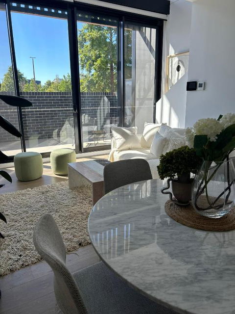 New & Modern Loft 1bd W/Pool&Gym - Accommodation ACT 1