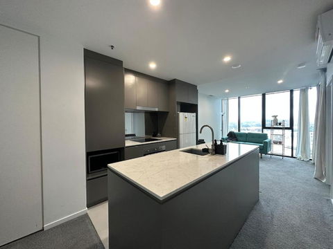 New & Rated Free Spa, Gym, Parking & More - Accommodation ACT 0