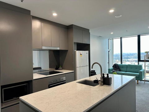 New & Rated Free Spa, Gym, Parking & More - Accommodation ACT 3