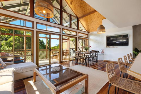 NEW Luxury Angourie Villa! Dream Location, WiFi ++ - Accommodation ACT 0