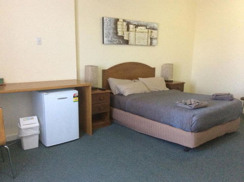 New Whyalla Hotel - Accommodation ACT 2