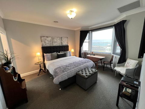 Number 10 -King Bed With Breakfast - Accommodation ACT 0