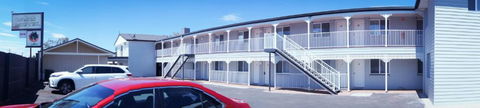 Oasis Motel - Accommodation ACT 3