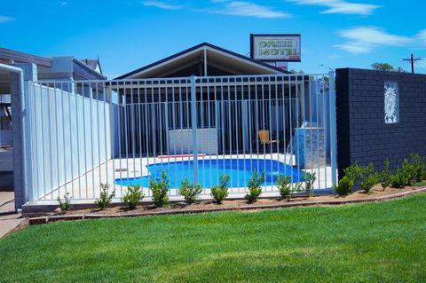 Oasis Motel - Accommodation ACT 1