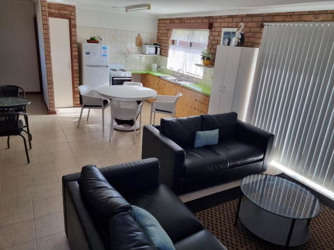 Ocean Beach Chalet 16 - Accommodation ACT 2