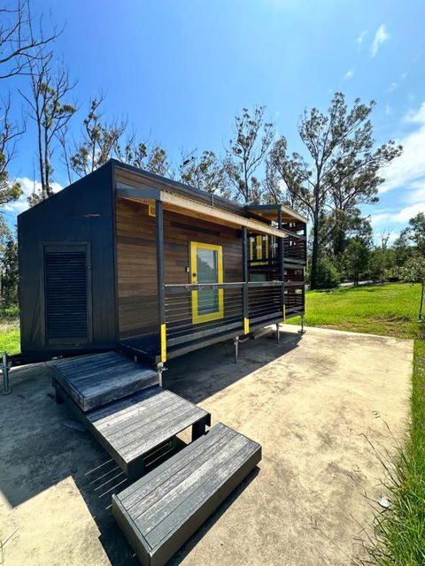 Ocean Breeze Tiny House - Ocean And Lake View - Accommodation ACT 1