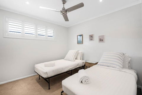 OCEAN55- Mooloolaba Family Holiday Home - Accommodation ACT 2