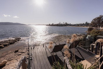 Oceanview Oasis In Opossum Bay with Accommodation ACT