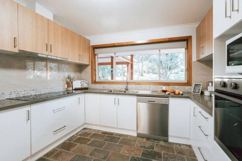 Olinda Rise Retreat House Fire Bathtub And Brekky - Accommodation ACT 3