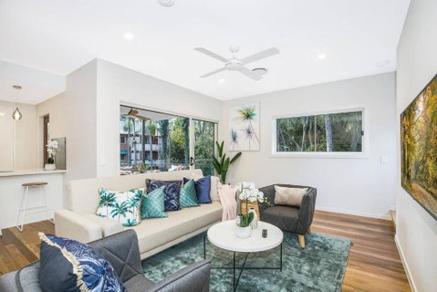 Park Avenue Townhouse Retreat Brisbane Sleeps 10 - Accommodation ACT 3