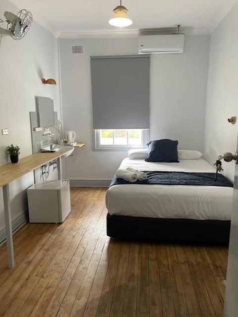 Parkes Hotel - Accommodation ACT 3