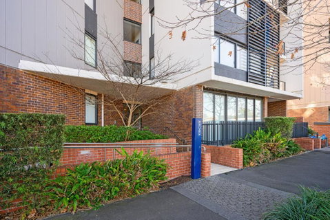 Penrith 3Br Apt Close ToTrain Station & Shopping - Accommodation ACT 2