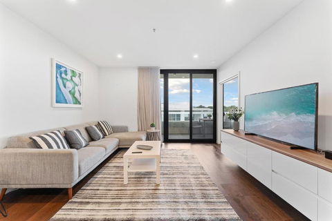 Perfect Location 1-Bed With Balcony, BBQ & Parking - Accommodation ACT 0