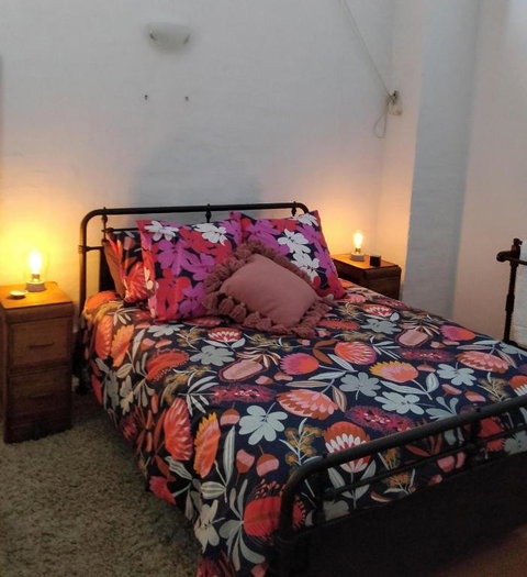 Pips On Mitchell - Beautiful Historic Apartment - Accommodation ACT 1