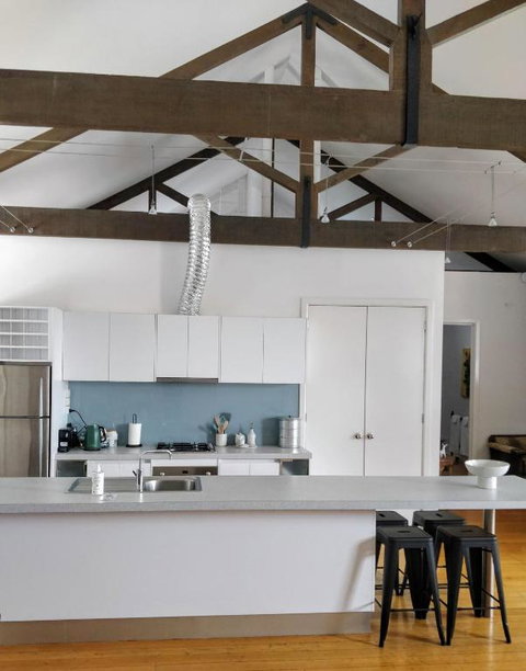 Pips On Mitchell - Beautiful Historic Apartment - Accommodation ACT 3