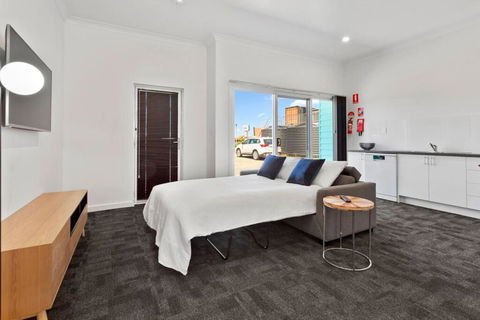 Port Lincoln Shark Apartment 5 - Accommodation ACT 3