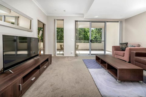Quiet Apartment In Braddon ACT - Accommodation ACT 3