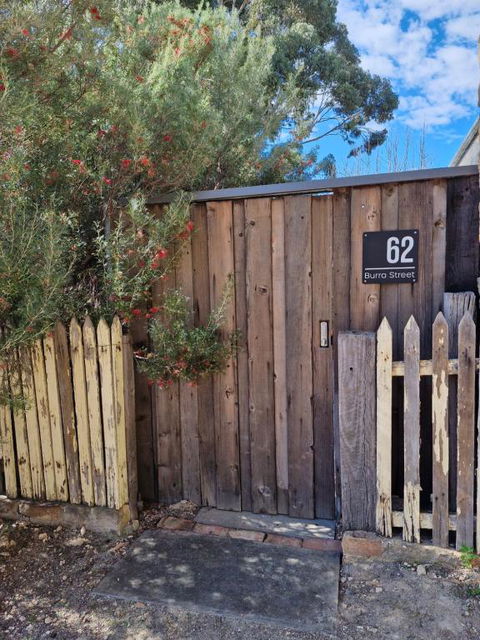 Private Guesthouse - Accommodation ACT 1