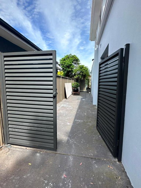 Private, Local Living Studio In Mascot, Airport - Accommodation ACT 3