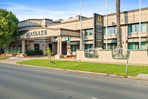 Quality Hotel Parklake Shepparton - Accommodation ACT 1