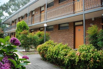 Red Cedars Motel with Accommodation ACT