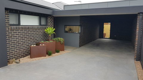 At Home Apartments - Accommodation ACT 0