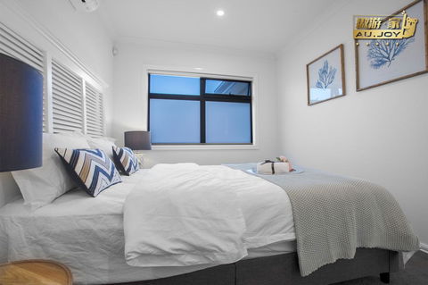 AU.JOY 3 Bed Townhouse Burwood 3 - Accommodation ACT 3