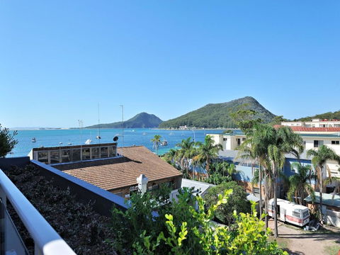 Aura Unit 12 - Shoal Bay - Accommodation ACT 1