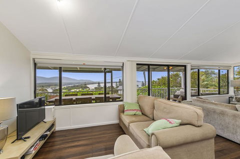 Aurelia, 14 Stewart Street - Accommodation ACT 0