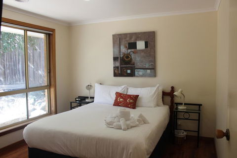 Australian Home Away @ Doncaster Anderson Creek 2 - Accommodation ACT 2