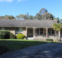 Australian Home Away  Doncaster Grange Park - Accommodation ACT