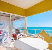 Avalon 4 - right across the road from convent beach - uninterrupted views - Accommodation ACT