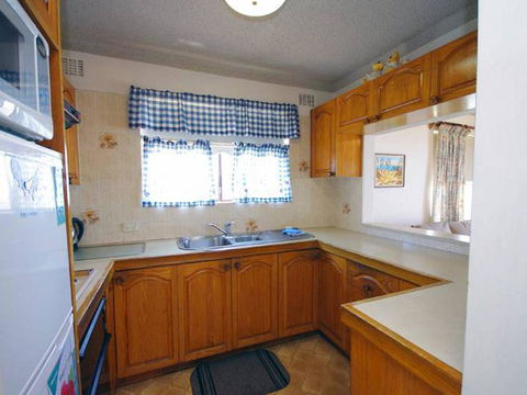 Avilla Court 2 - Accommodation ACT 1