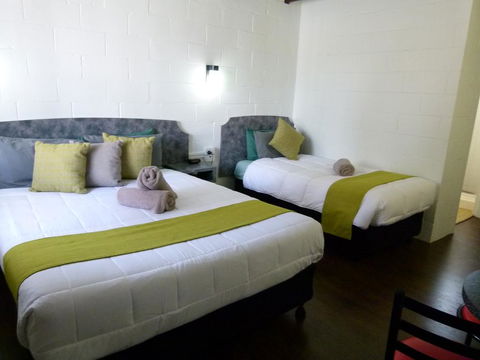 Azalea Motel - Accommodation ACT 1