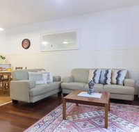 B2 Broadway Abode close to Swan River UWA  Hospitals - Accommodation ACT