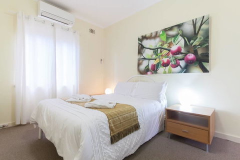 B5 Close To Nedlands, Cafes, Swan River, SCGH & UWA - Accommodation ACT 1