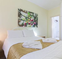 B5 Close to Nedlands Cafes Swan River SCGH  UWA - Accommodation ACT