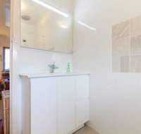 B7 Close to UWA Swan River Cafes and The New Children's Hospital - Accommodation ACT