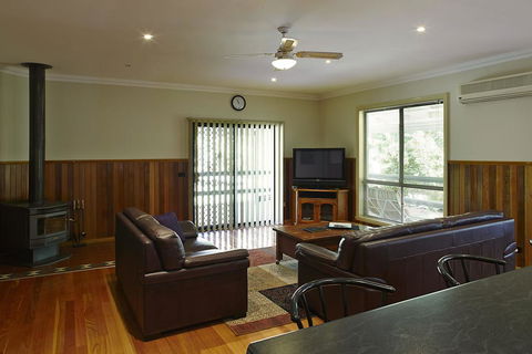 Banyandah - Accommodation ACT 0